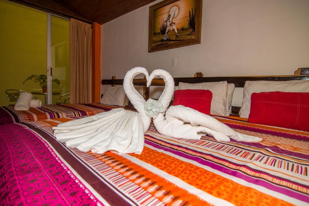 Hotel El Hormiguero Playa del Carmen Esterno foto